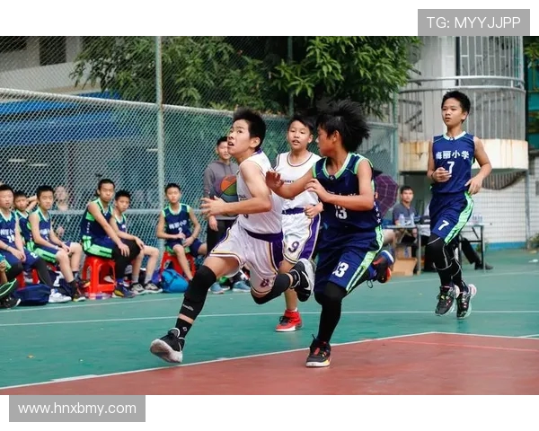 篮球点燃青春梦想凝聚团队力量共创辉煌赛场传奇