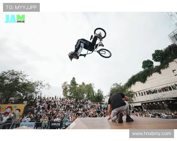 南京滑板队在极限运动嘉年华积分榜中以60分稳居第一名引发关注