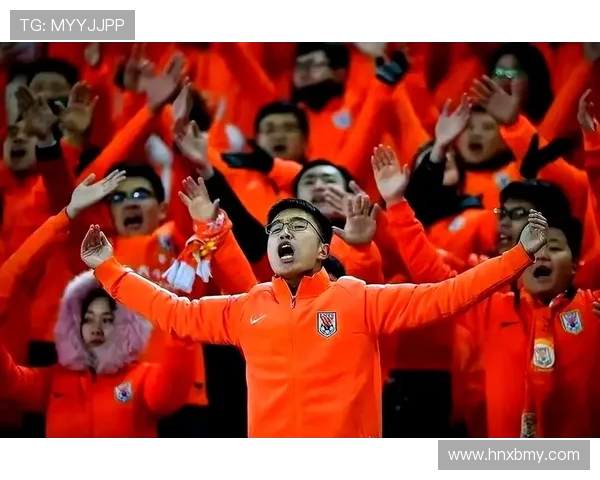 中超激战重庆队迎战江苏队双方全力争胜展现足球魅力与团队精神