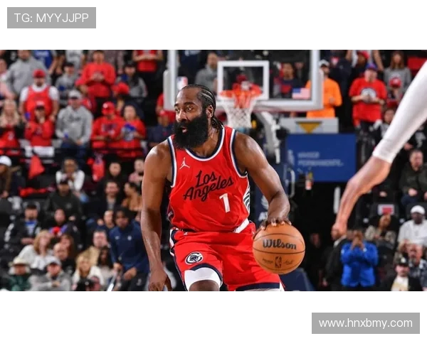 哈登在篮网对阵太阳的精彩表现数据分析与赛后点评 哈登在篮网对阵太阳的精彩表现数据分析与赛后点评